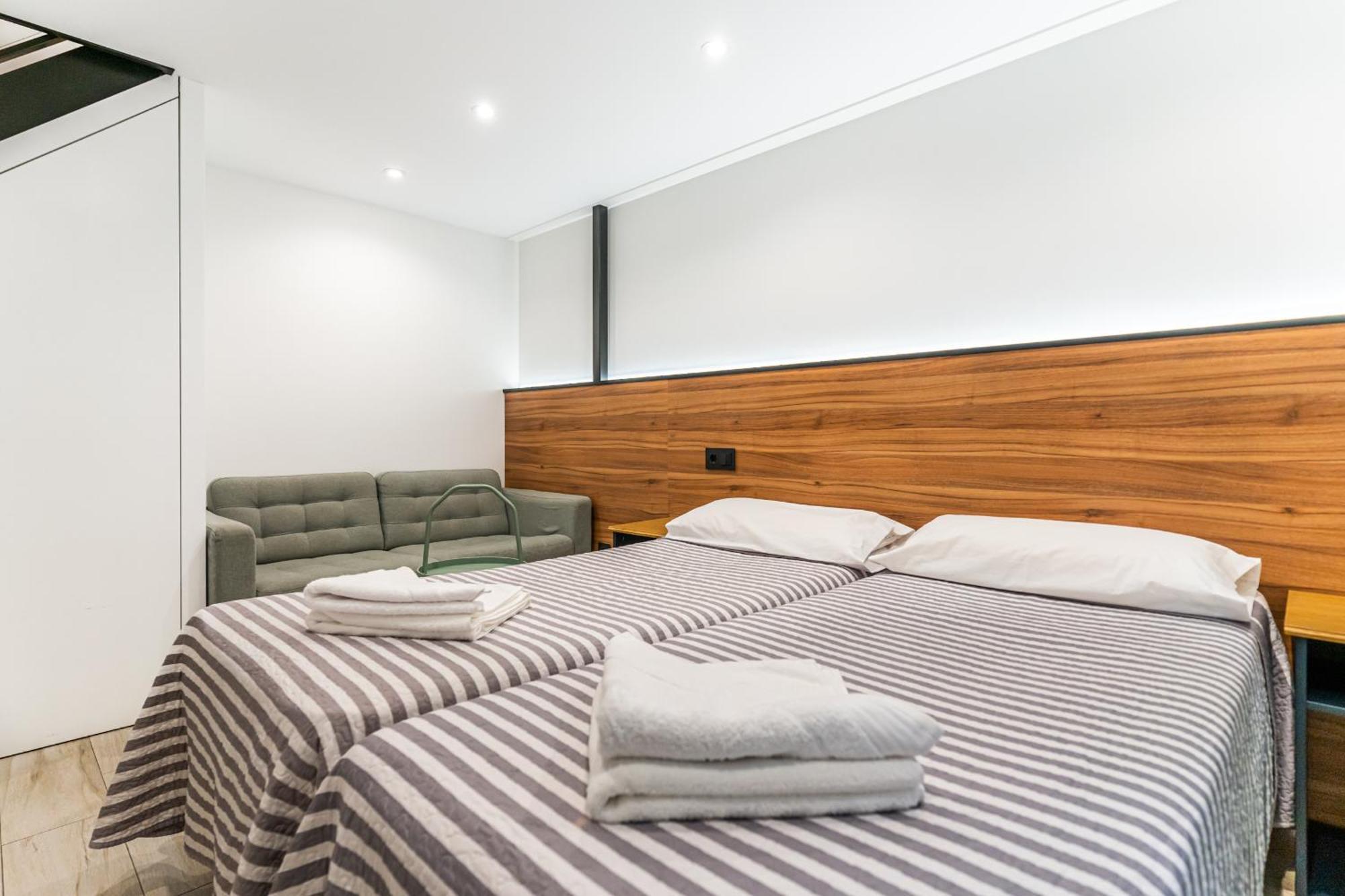 Cc Atocha Apartments Madrid Ngoại thất bức ảnh