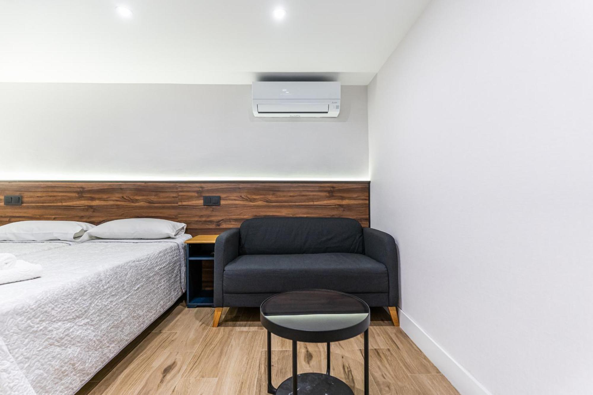 Cc Atocha Apartments Madrid Ngoại thất bức ảnh