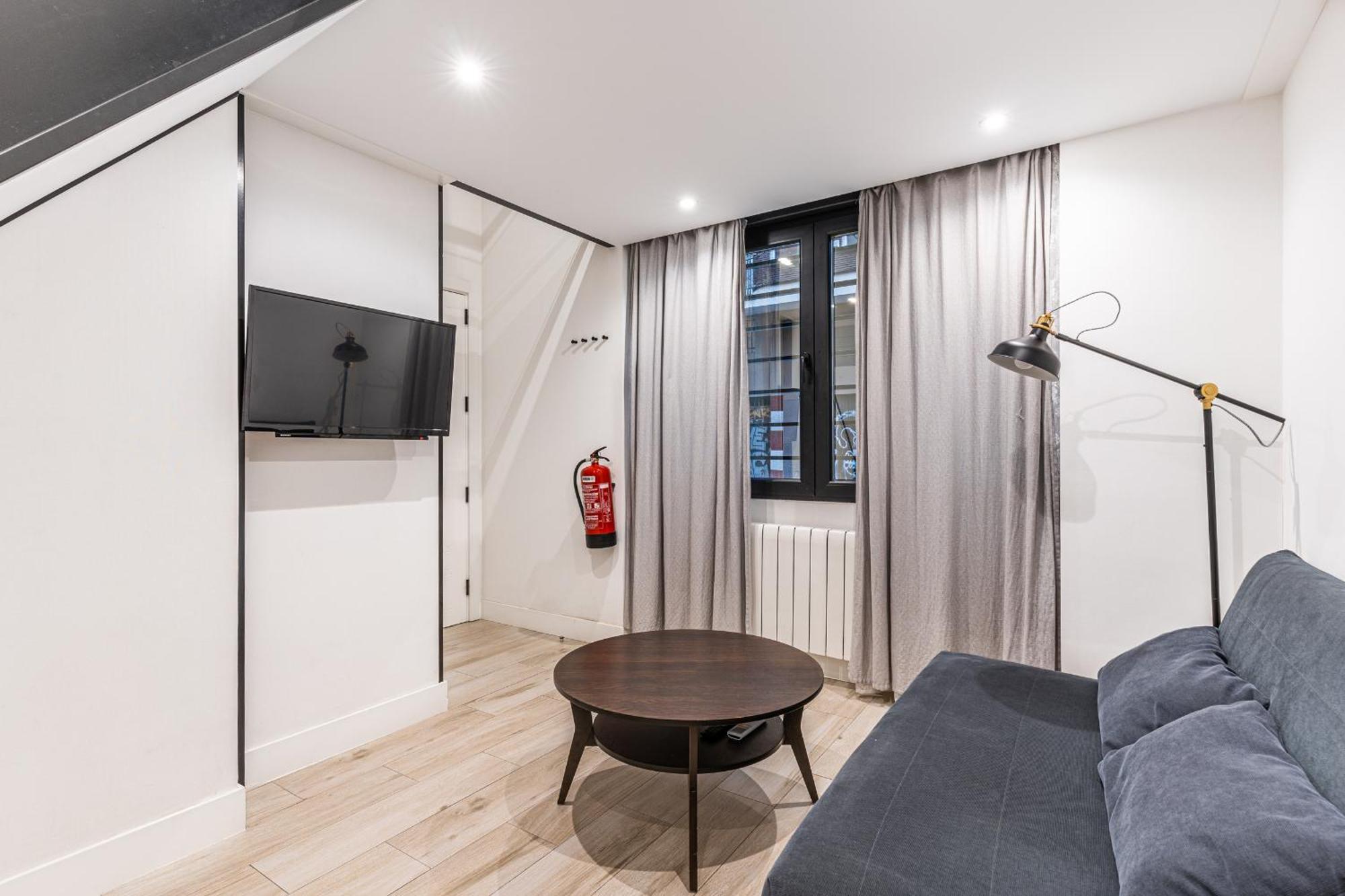Cc Atocha Apartments Madrid Ngoại thất bức ảnh